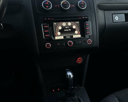 Фольксваген Туран 2013 в Сарнах на Automoto.ua Серый Фольксваген Туран, объемом двигателя 1.6 л и пробегом 249 тыс. км за 11350 $, фото 46 на Automoto.ua