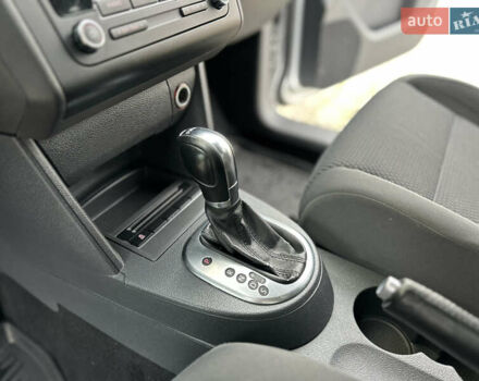 Серый Фольксваген Туран, объемом двигателя 2 л и пробегом 225 тыс. км за 10999 $, фото 110 на Automoto.ua