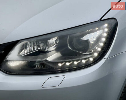 Серый Фольксваген Туран, объемом двигателя 1.97 л и пробегом 163 тыс. км за 14499 $, фото 2 на Automoto.ua