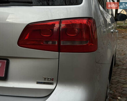 Серый Фольксваген Туран, объемом двигателя 1.6 л и пробегом 242 тыс. км за 10700 $, фото 19 на Automoto.ua