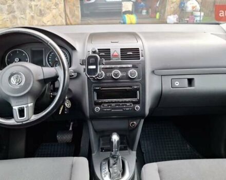 Серый Фольксваген Туран, объемом двигателя 1.97 л и пробегом 179 тыс. км за 14200 $, фото 18 на Automoto.ua