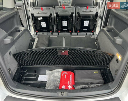 Серый Фольксваген Туран, объемом двигателя 1.97 л и пробегом 163 тыс. км за 14499 $, фото 83 на Automoto.ua