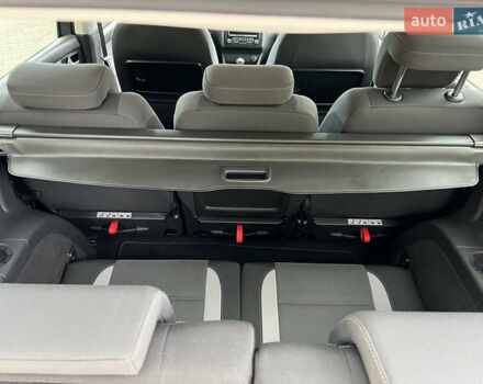 Серый Фольксваген Туран, объемом двигателя 1.6 л и пробегом 201 тыс. км за 12800 $, фото 10 на Automoto.ua