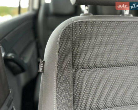 Серый Фольксваген Туран, объемом двигателя 2 л и пробегом 225 тыс. км за 10999 $, фото 104 на Automoto.ua