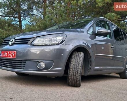 Сірий Фольксваген Туран, об'ємом двигуна 2 л та пробігом 228 тис. км за 14690 $, фото 2 на Automoto.ua