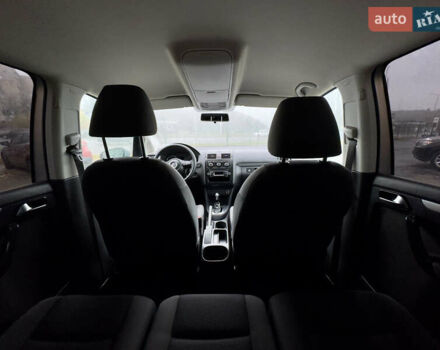 Серый Фольксваген Туран, объемом двигателя 1.39 л и пробегом 223 тыс. км за 10500 $, фото 29 на Automoto.ua