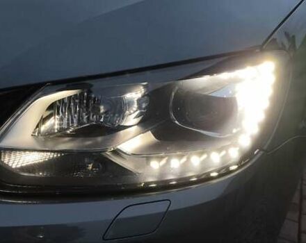 Серый Фольксваген Туран, объемом двигателя 1.4 л и пробегом 194 тыс. км за 9700 $, фото 25 на Automoto.ua