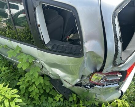 Сірий Фольксваген Туран, об'ємом двигуна 1.6 л та пробігом 145 тис. км за 3700 $, фото 5 на Automoto.ua