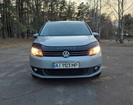 Сірий Фольксваген Туран, об'ємом двигуна 2 л та пробігом 270 тис. км за 9000 $, фото 1 на Automoto.ua