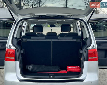 Серый Фольксваген Туран, объемом двигателя 1.97 л и пробегом 163 тыс. км за 14499 $, фото 27 на Automoto.ua