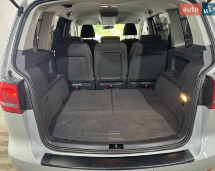 Серый Фольксваген Туран, объемом двигателя 0 л и пробегом 256 тыс. км за 11190 $, фото 52 на Automoto.ua