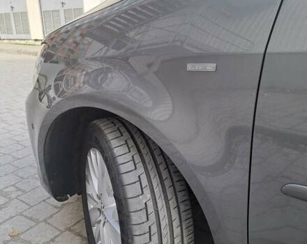 Серый Фольксваген Туран, объемом двигателя 1.6 л и пробегом 238 тыс. км за 14450 $, фото 40 на Automoto.ua