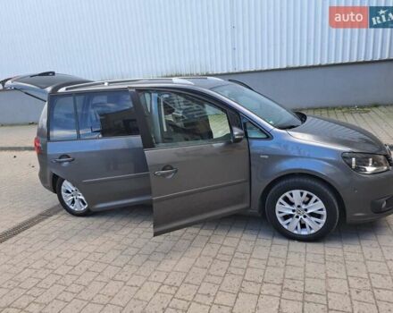 Серый Фольксваген Туран, объемом двигателя 1.6 л и пробегом 238 тыс. км за 14450 $, фото 19 на Automoto.ua