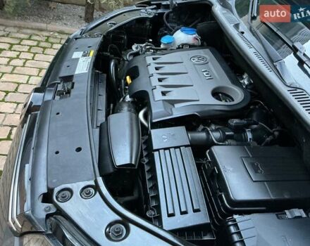 Сірий Фольксваген Туран, об'ємом двигуна 1.6 л та пробігом 252 тис. км за 10900 $, фото 24 на Automoto.ua