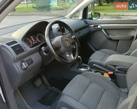 Сірий Фольксваген Туран, об'ємом двигуна 1.6 л та пробігом 280 тис. км за 11700 $, фото 19 на Automoto.ua