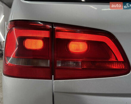 Серый Фольксваген Туран, объемом двигателя 0 л и пробегом 256 тыс. км за 11190 $, фото 13 на Automoto.ua