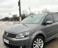 Серый Фольксваген Туран, объемом двигателя 1.6 л и пробегом 250 тыс. км за 12000 $, фото 1 на Automoto.ua
