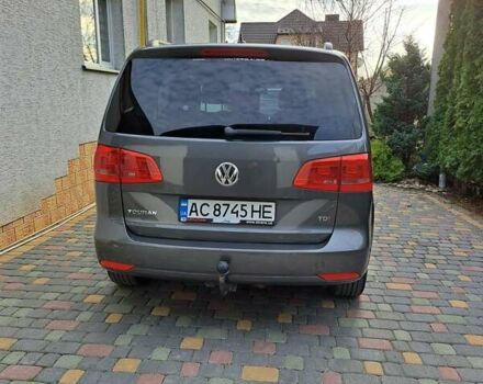 Сірий Фольксваген Туран, об'ємом двигуна 1.6 л та пробігом 244 тис. км за 11400 $, фото 4 на Automoto.ua