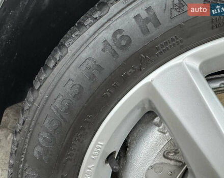 Серый Фольксваген Туран, объемом двигателя 0 л и пробегом 256 тыс. км за 11190 $, фото 17 на Automoto.ua