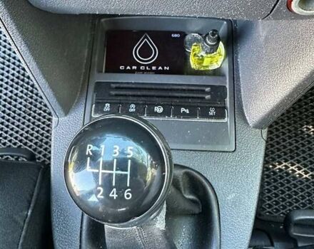 Серый Фольксваген Туран, объемом двигателя 1.6 л и пробегом 189 тыс. км за 11000 $, фото 19 на Automoto.ua