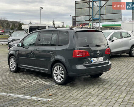 Серый Фольксваген Туран, объемом двигателя 1.6 л и пробегом 269 тыс. км за 10500 $, фото 6 на Automoto.ua