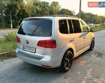 Сірий Фольксваген Туран, об'ємом двигуна 1.6 л та пробігом 280 тис. км за 11700 $, фото 4 на Automoto.ua