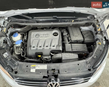 Серый Фольксваген Туран, объемом двигателя 0 л и пробегом 256 тыс. км за 11190 $, фото 69 на Automoto.ua