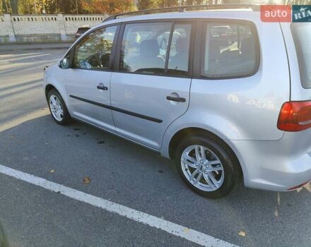 Серый Фольксваген Туран, объемом двигателя 1.6 л и пробегом 193 тыс. км за 11499 $, фото 10 на Automoto.ua