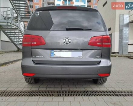 Серый Фольксваген Туран, объемом двигателя 1.6 л и пробегом 238 тыс. км за 14450 $, фото 24 на Automoto.ua