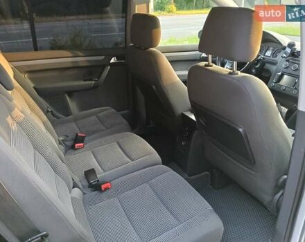 Сірий Фольксваген Туран, об'ємом двигуна 1.6 л та пробігом 280 тис. км за 11700 $, фото 16 на Automoto.ua