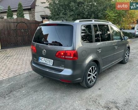 Сірий Фольксваген Туран, об'ємом двигуна 1.6 л та пробігом 252 тис. км за 10900 $, фото 7 на Automoto.ua