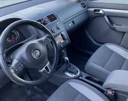 Серый Фольксваген Туран, объемом двигателя 1.6 л и пробегом 258 тыс. км за 10900 $, фото 21 на Automoto.ua