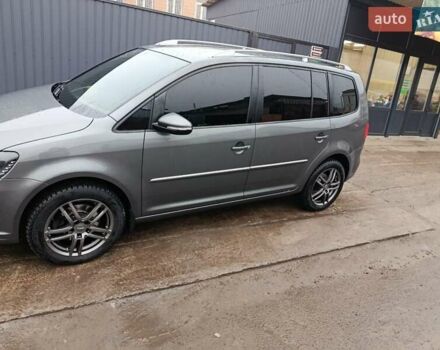 Серый Фольксваген Туран, объемом двигателя 2 л и пробегом 276 тыс. км за 14200 $, фото 3 на Automoto.ua