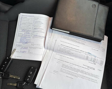 Серый Фольксваген Туран, объемом двигателя 1.97 л и пробегом 132 тыс. км за 13800 $, фото 12 на Automoto.ua