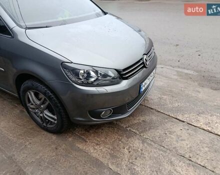 Серый Фольксваген Туран, объемом двигателя 2 л и пробегом 276 тыс. км за 14200 $, фото 7 на Automoto.ua