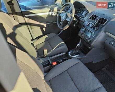 Серый Фольксваген Туран, объемом двигателя 1.6 л и пробегом 193 тыс. км за 11499 $, фото 11 на Automoto.ua