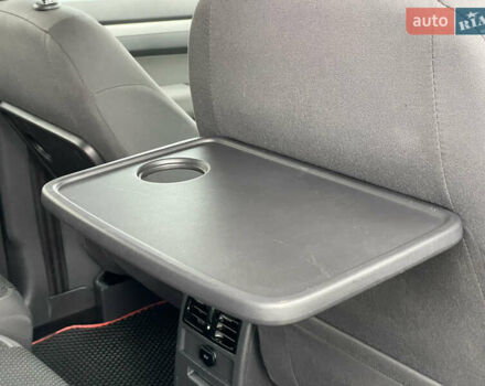 Серый Фольксваген Туран, объемом двигателя 1.6 л и пробегом 269 тыс. км за 10500 $, фото 15 на Automoto.ua