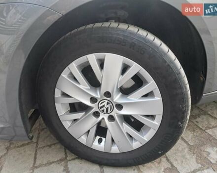 Серый Фольксваген Туран, объемом двигателя 1.6 л и пробегом 238 тыс. км за 14450 $, фото 37 на Automoto.ua