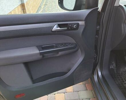 Сірий Фольксваген Туран, об'ємом двигуна 1.6 л та пробігом 244 тис. км за 11400 $, фото 7 на Automoto.ua