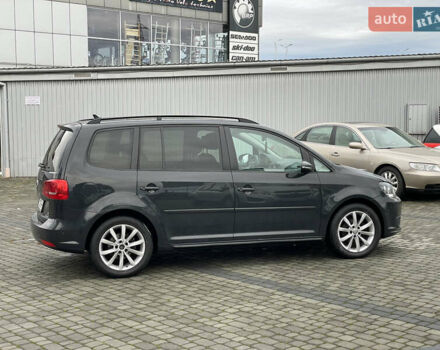 Серый Фольксваген Туран, объемом двигателя 1.6 л и пробегом 269 тыс. км за 10500 $, фото 11 на Automoto.ua