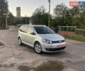 Серый Фольксваген Туран, объемом двигателя 1.4 л и пробегом 174 тыс. км за 9999 $, фото 3 на Automoto.ua