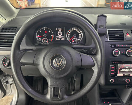 Серый Фольксваген Туран, объемом двигателя 0 л и пробегом 256 тыс. км за 11190 $, фото 27 на Automoto.ua