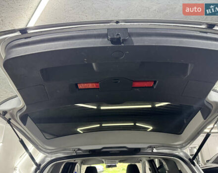 Серый Фольксваген Туран, объемом двигателя 0 л и пробегом 256 тыс. км за 11190 $, фото 51 на Automoto.ua