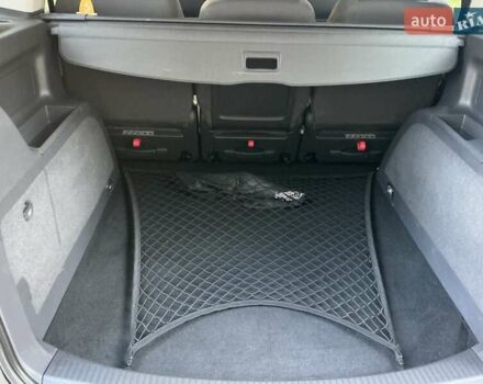 Сірий Фольксваген Туран, об'ємом двигуна 1.6 л та пробігом 252 тис. км за 10900 $, фото 21 на Automoto.ua