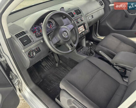 Серый Фольксваген Туран, объемом двигателя 0 л и пробегом 256 тыс. км за 11190 $, фото 20 на Automoto.ua