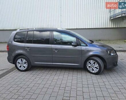 Серый Фольксваген Туран, объемом двигателя 1.6 л и пробегом 238 тыс. км за 14450 $, фото 42 на Automoto.ua