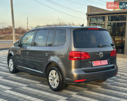 Серый Фольксваген Туран, объемом двигателя 2 л и пробегом 253 тыс. км за 12700 $, фото 30 на Automoto.ua