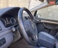 Серый Фольксваген Туран, объемом двигателя 1.4 л и пробегом 174 тыс. км за 9999 $, фото 54 на Automoto.ua