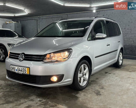 Серый Фольксваген Туран, объемом двигателя 0 л и пробегом 256 тыс. км за 11190 $, фото 9 на Automoto.ua