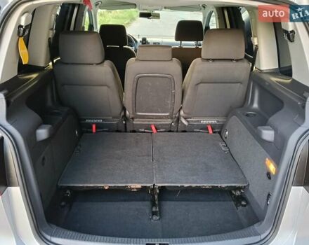 Сірий Фольксваген Туран, об'ємом двигуна 1.6 л та пробігом 280 тис. км за 11700 $, фото 26 на Automoto.ua